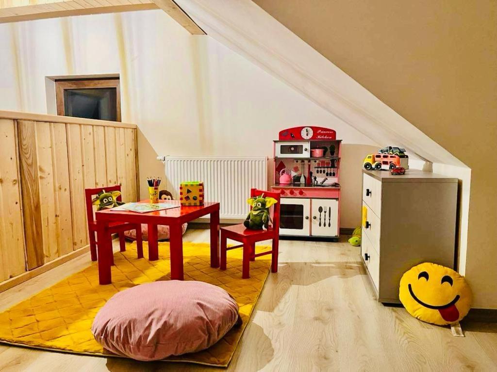 Gorska Cisza - Duzy, Komfortowy, Wyjatkowy Apartament Stronie Śląskie المظهر الخارجي الصورة